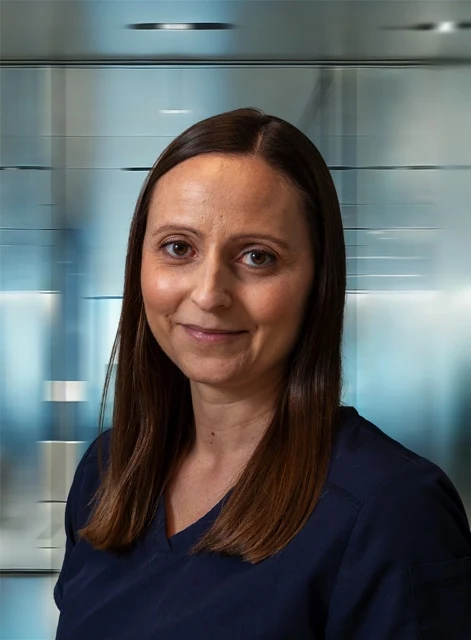 Klinikkassistent Anniken Iren Sporsheim ved Daaeskogen Tannlegesenter